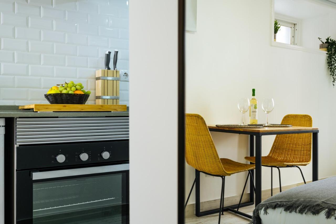 Cozy & Small Studio In The Center Lisabona Exterior foto
