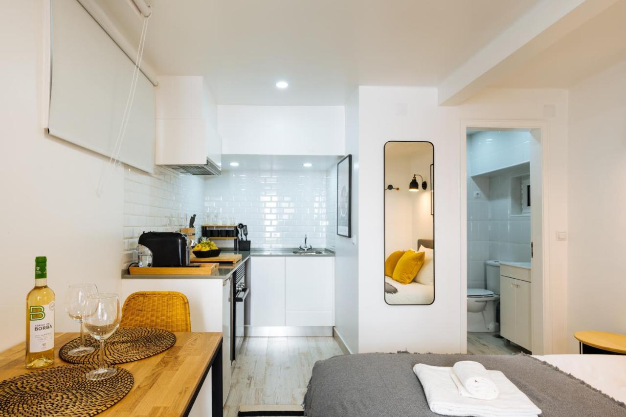 Cozy & Small Studio In The Center Lisabona Exterior foto