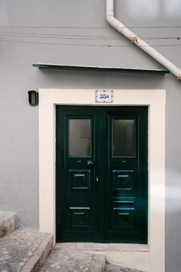 Cozy & Small Studio In The Center Lisabona Exterior foto